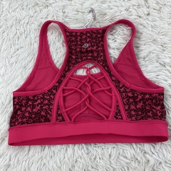 🔥$SALE$🔥 Lululemon Sweaty Or Not Bra Mountain Peaks Bon Bon Bordeaux Drama - Picture 2 of 4